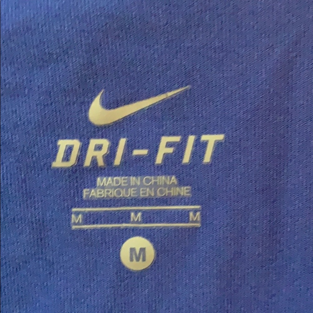 Nike Dri-Fit pullover - Picture 2 of 5